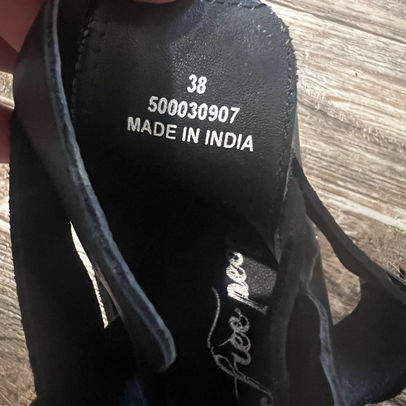 Free People Black Leather Clog Platform Booties with Buckles Size 8 - Picture 4 of 6